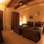 B&B Ad Hoc 4*