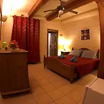 Ad Hoc B&B 4*