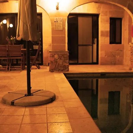 Ad Hoc Oda ve Kahvaltı