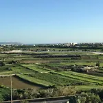 Ad Hoc Il-Pergla