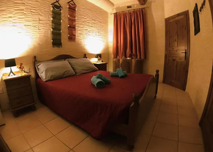 Ad Hoc Nocleg ze śniadaniem Il-Pergla