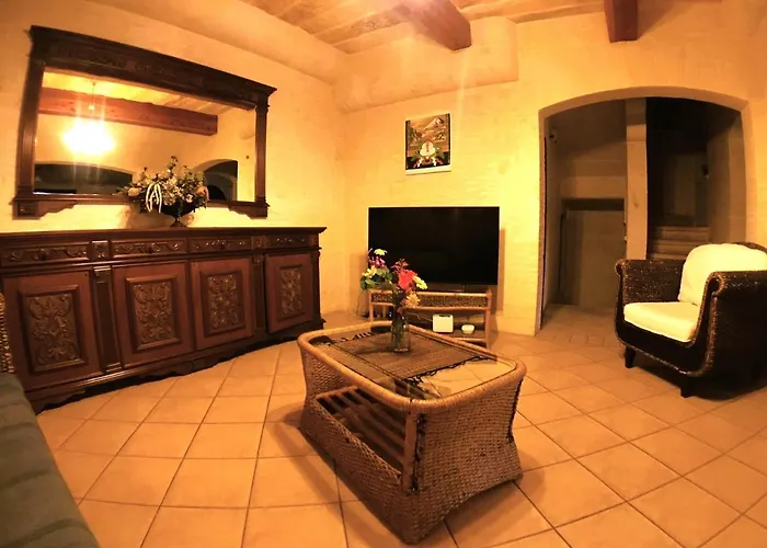 Ad Hoc Bed & Breakfast